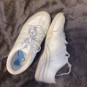 Varsity Sideline Cheer Shoes